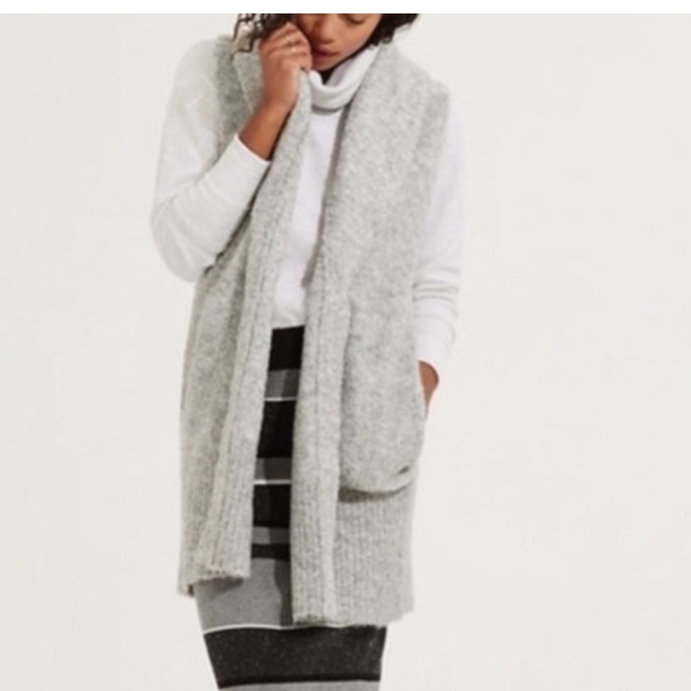 Lou & Gray‎ festival chic Long Sweater Cardigan Vest With Pockets